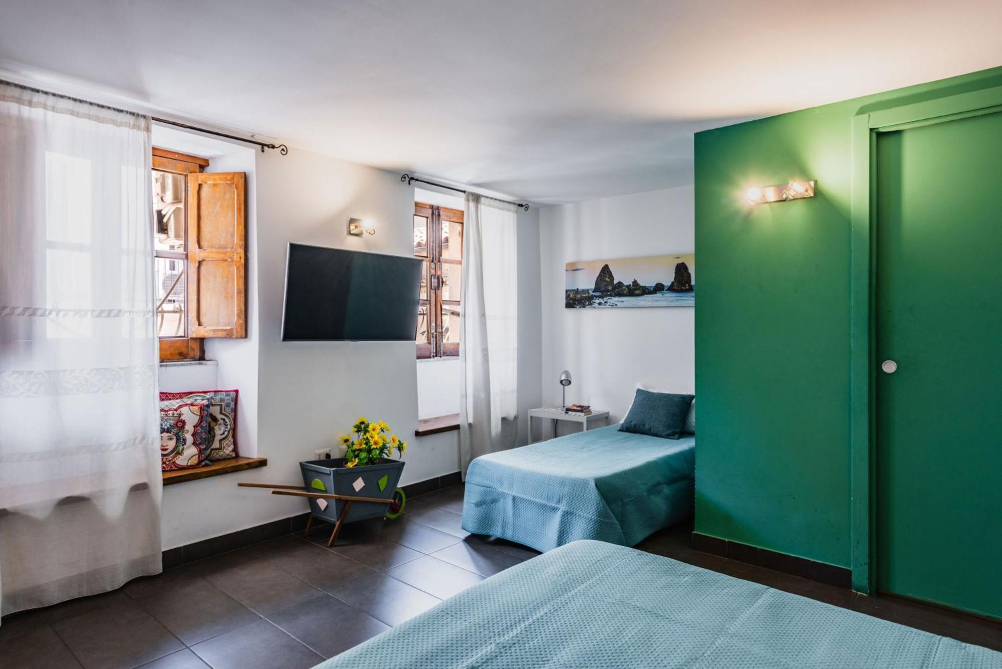 Sicilian Mood - Ursino Apartman Catania-Fontanarossai nemzetközi repülőtér Kültér fotó